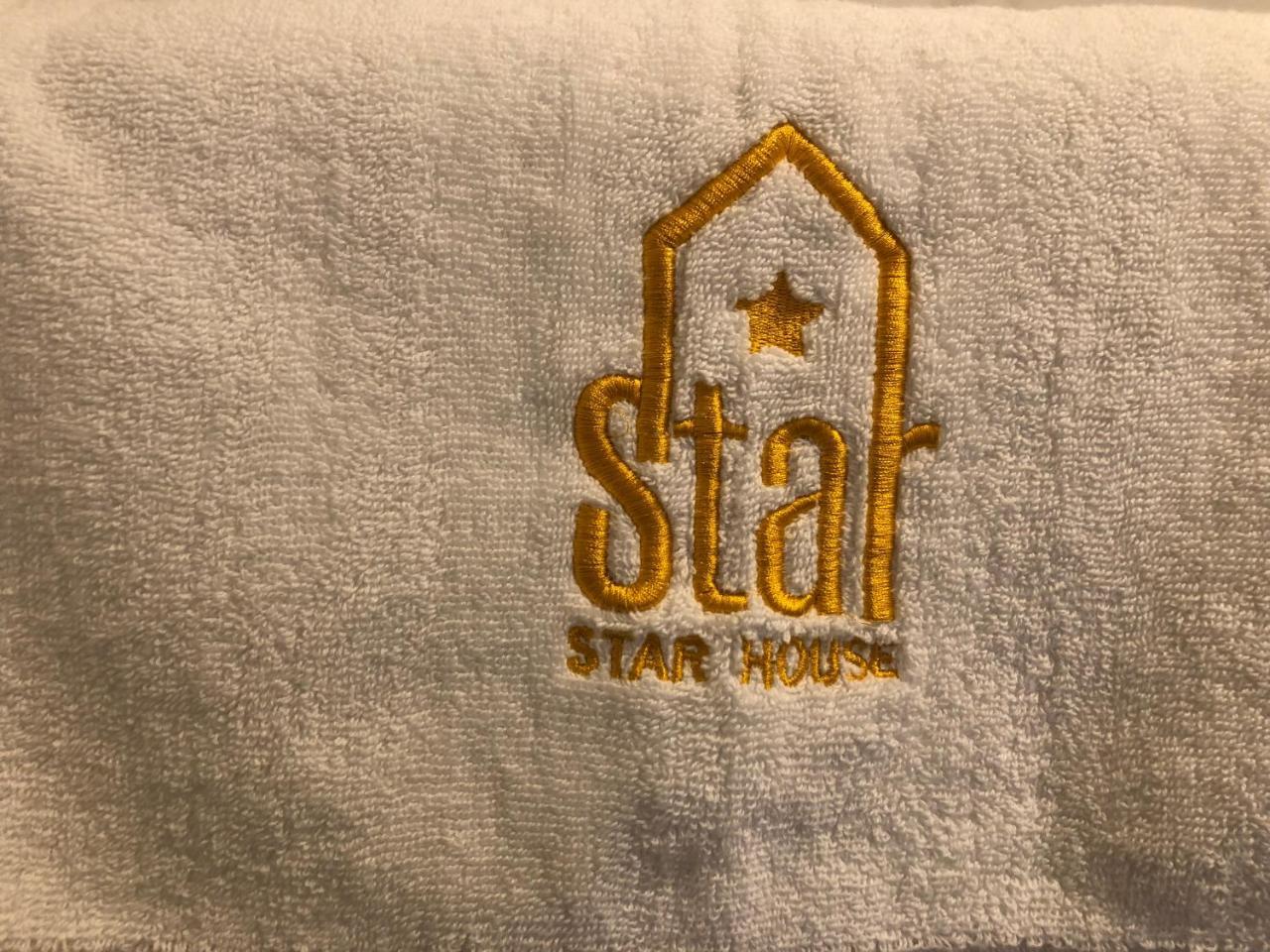 מלון סאלאלה Star House מראה חיצוני תמונה